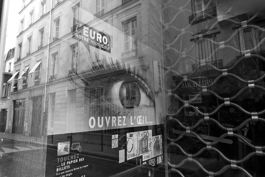Reflection Image - Paris